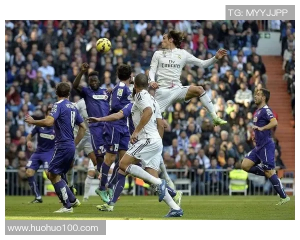 2013年欧冠经典对决皇马与曼联的巅峰对决回顾与分析